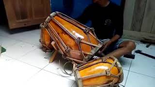 Master kendang jaipong