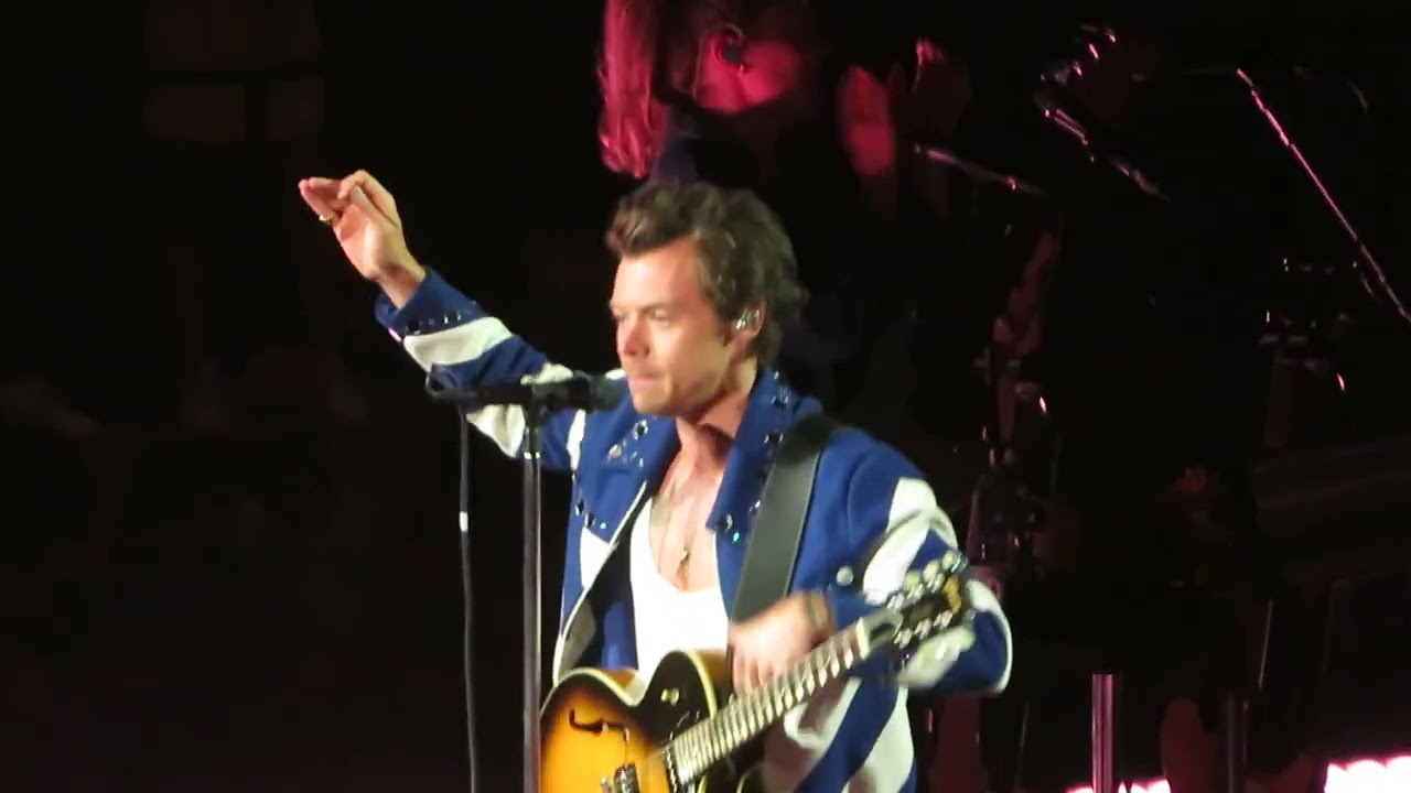 Harry Styles - Talking to the Crowd  - Madison Square Garden Residency Night 1