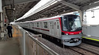 東武70090型（系）71791F編成が入れ替え灯を点灯して中目黒駅に入線するシーン