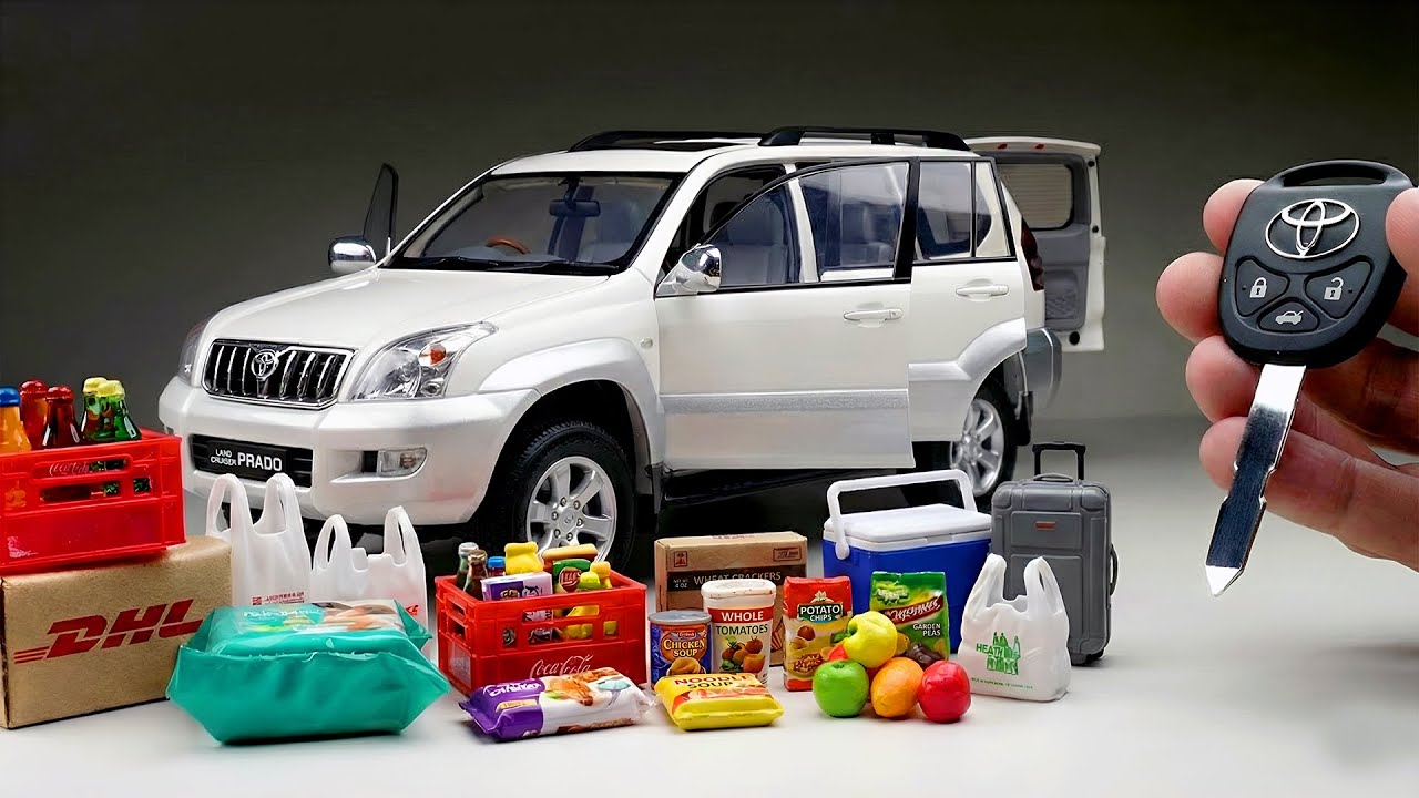Unboxing of Toyota Land Cruiser Prado 2005 1:18 Scale - Super Realistic Diecast 💖 RP