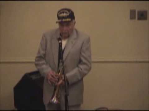 USS Indianapolis survivor Glen Morgan  "swings" Re...