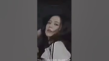 JISOO 💗 Perfect body with a perfect smile...😸#shorts #blackpink #blackpinkjisoo #short #shortvideo