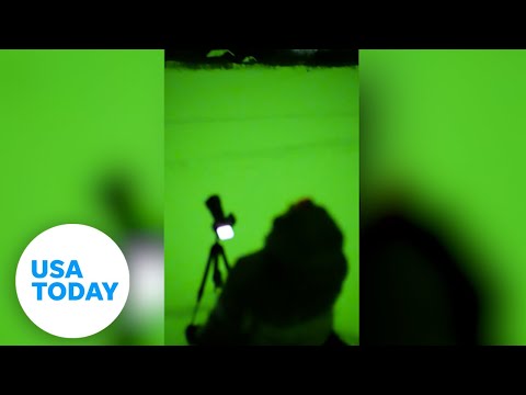 Radioactive snow? Aurora chasers mesmerized by glowing snow in Alaska. | USA TODAY