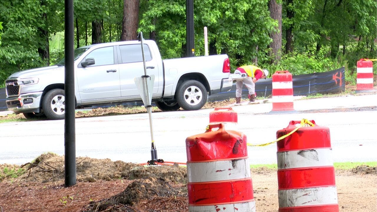 Construction begins for new traffic circle on Riverwood Parkway