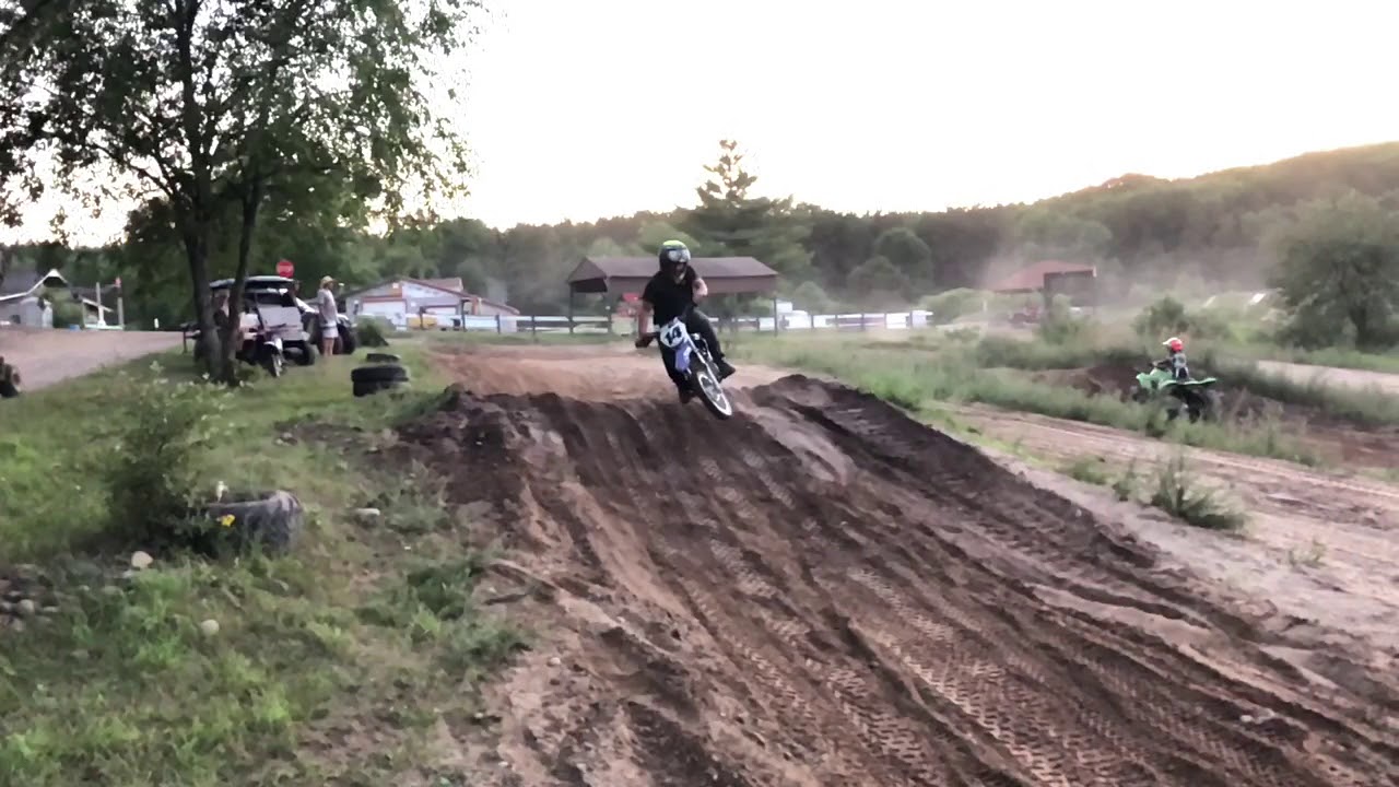 Pit bike scrub (whip) @ OSTC [slow motion]
