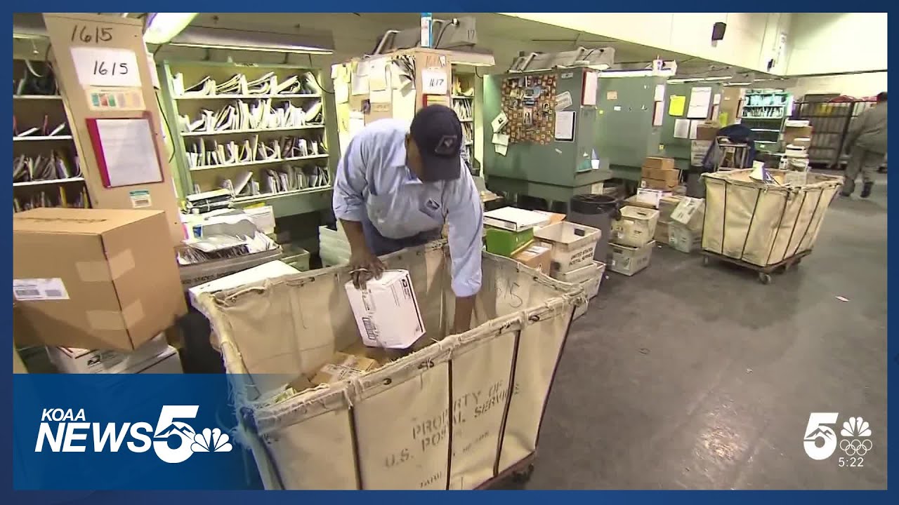 Holiday shipping deadline approaches for US Postal Service