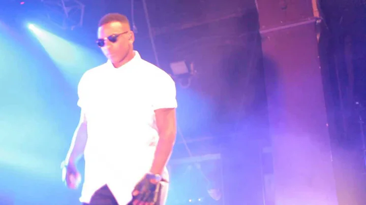 Skepta Straight Up Remix UNCUT LIVE - TOUR @ HMV Birmingham Sox Dapz Lil Choppa Tempa Depzman Jaykae