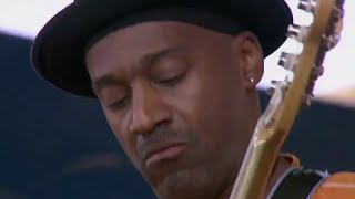 Marcus Miller - Come Together - 8/11/2007 - Newport Jazz Festival (Official)