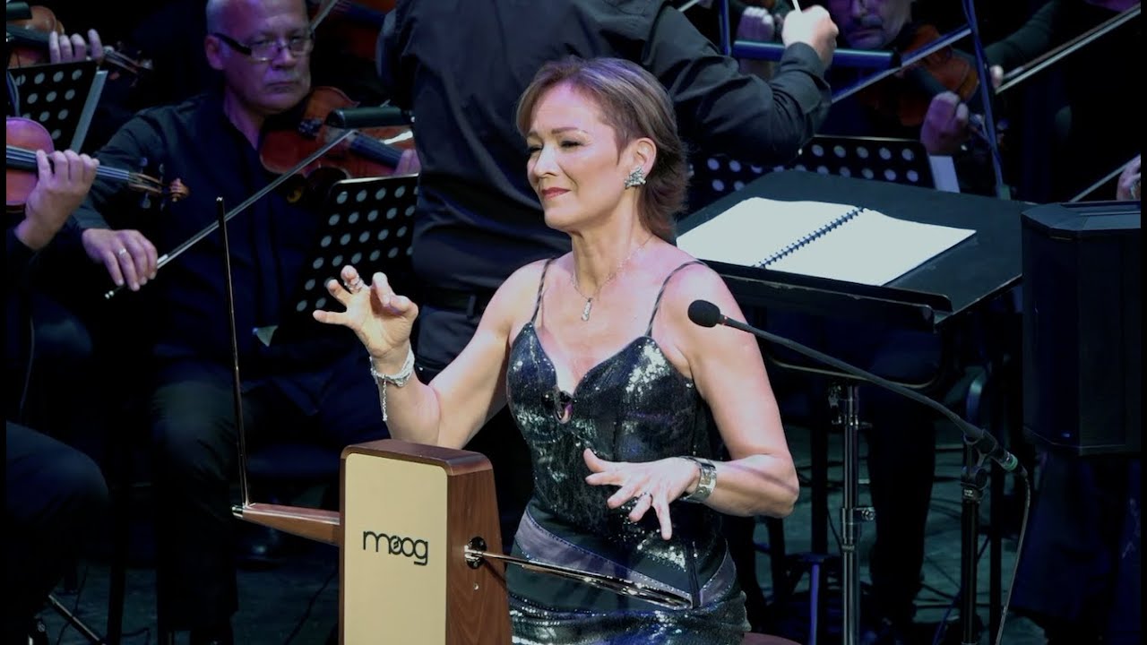 KATICA ILLÉNYI – Live at the Cluj-Napoca Opera House (Turn on Subtitles)