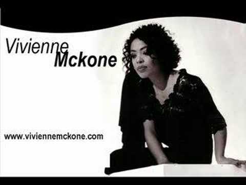 Wideo: Czy Vivienne potrafi śpiewać?