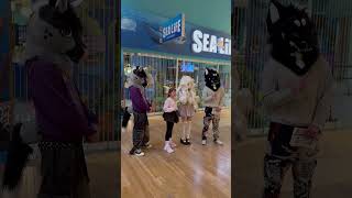 FURRY IN THE BIGGEST MALL IN MICHIGAN? FURRY IN THE BIGGEST MALL IN MICHIGAN?
