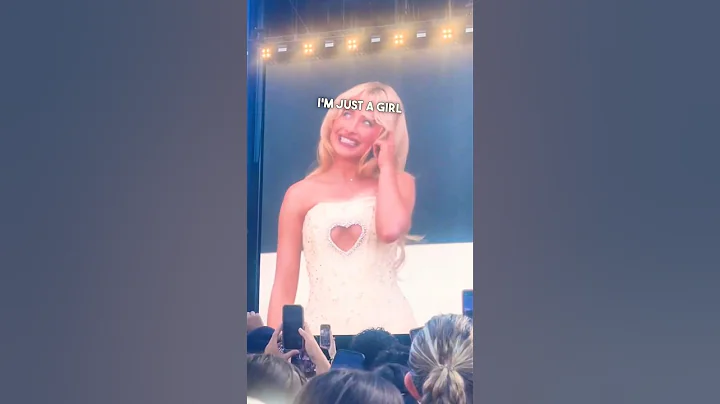 Sabrina Carpenter is just a girl 😂 #shorts #celebrity