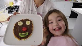 Buğlem Hasta Olmuş Numarasi Yapti Evi̇mi̇ze Doktor Geldi̇ Yemek Yaptik