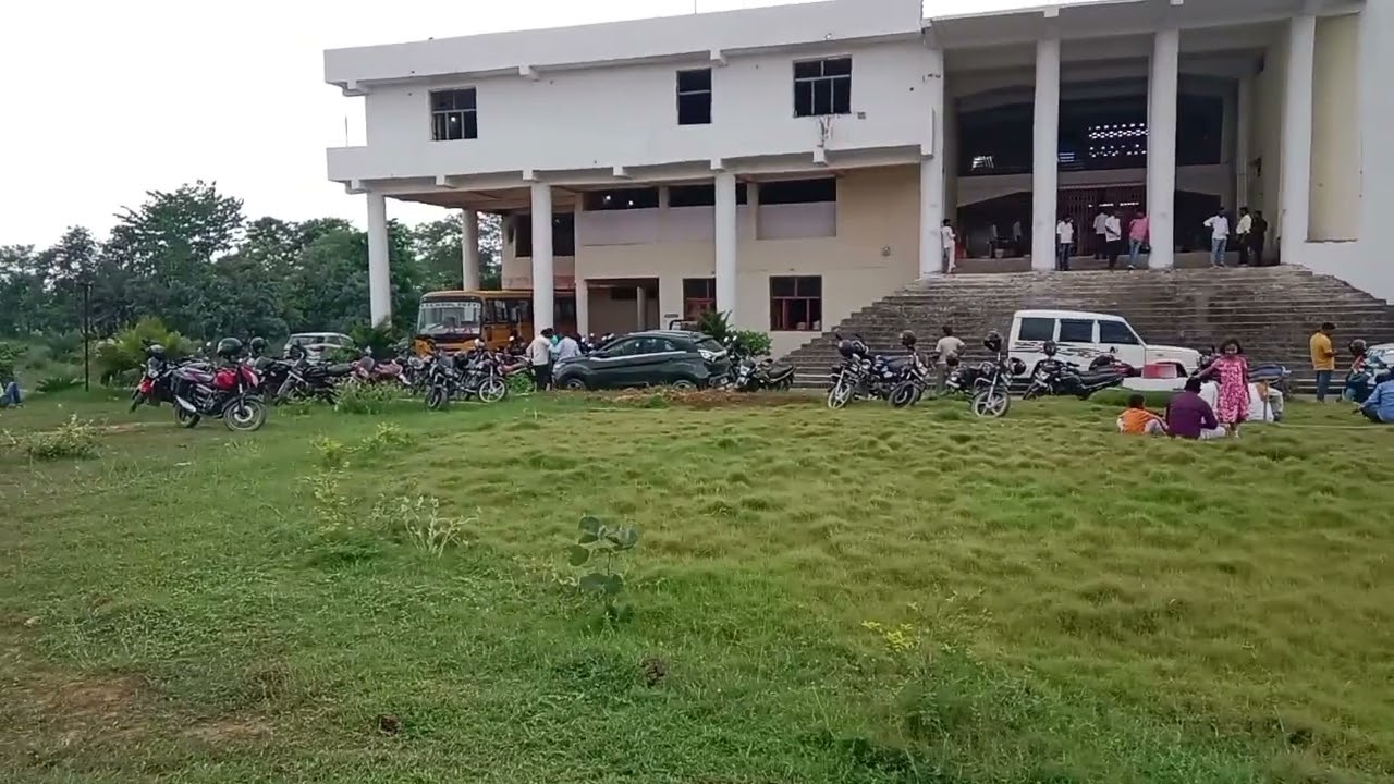 Pandit jagnarayan bed college chiyanki hawai adda uclan exam liya ja raha hai sahayak shikshak dwara