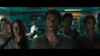 映画「メイズ・ランナー2：砂漠の迷宮」特別映像（Bite Sized Question）