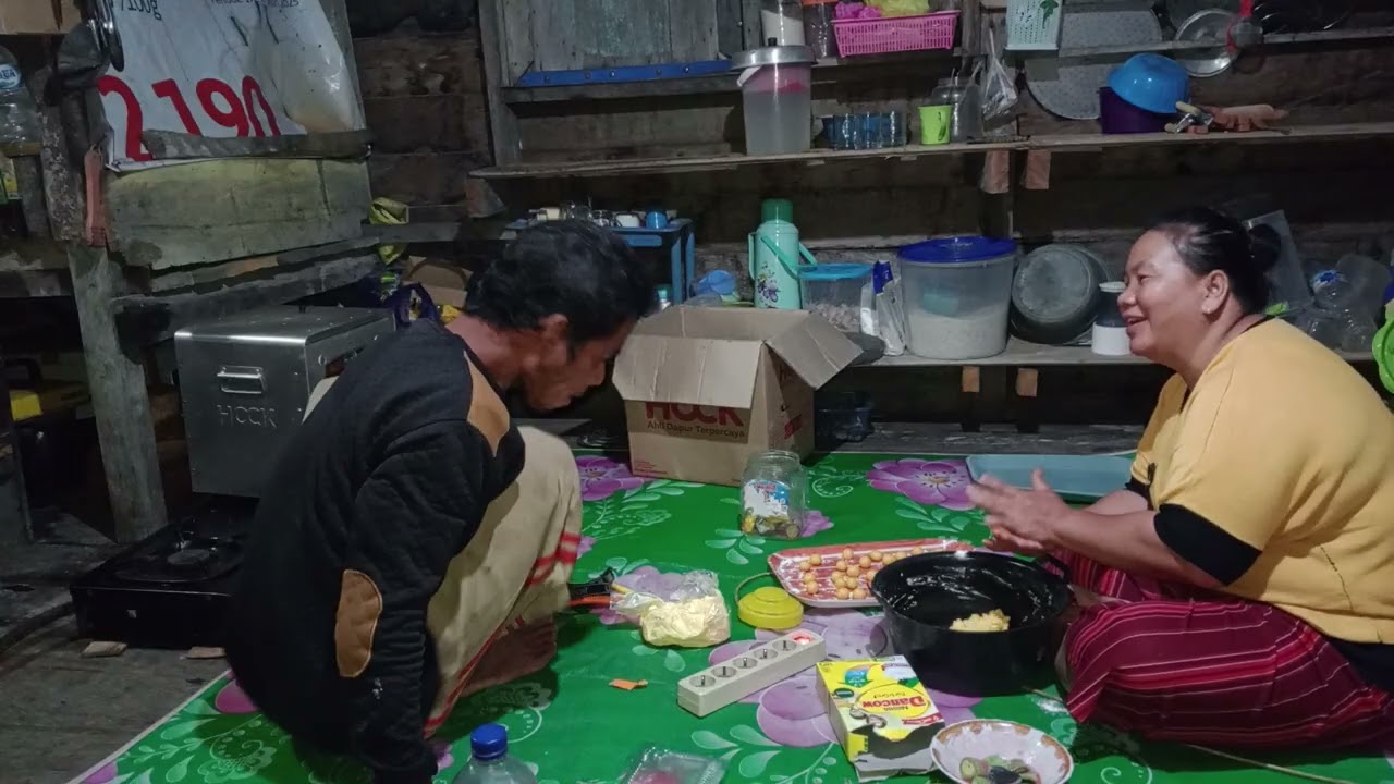 BIKIN KUE KERING SAMPAI SAHUR