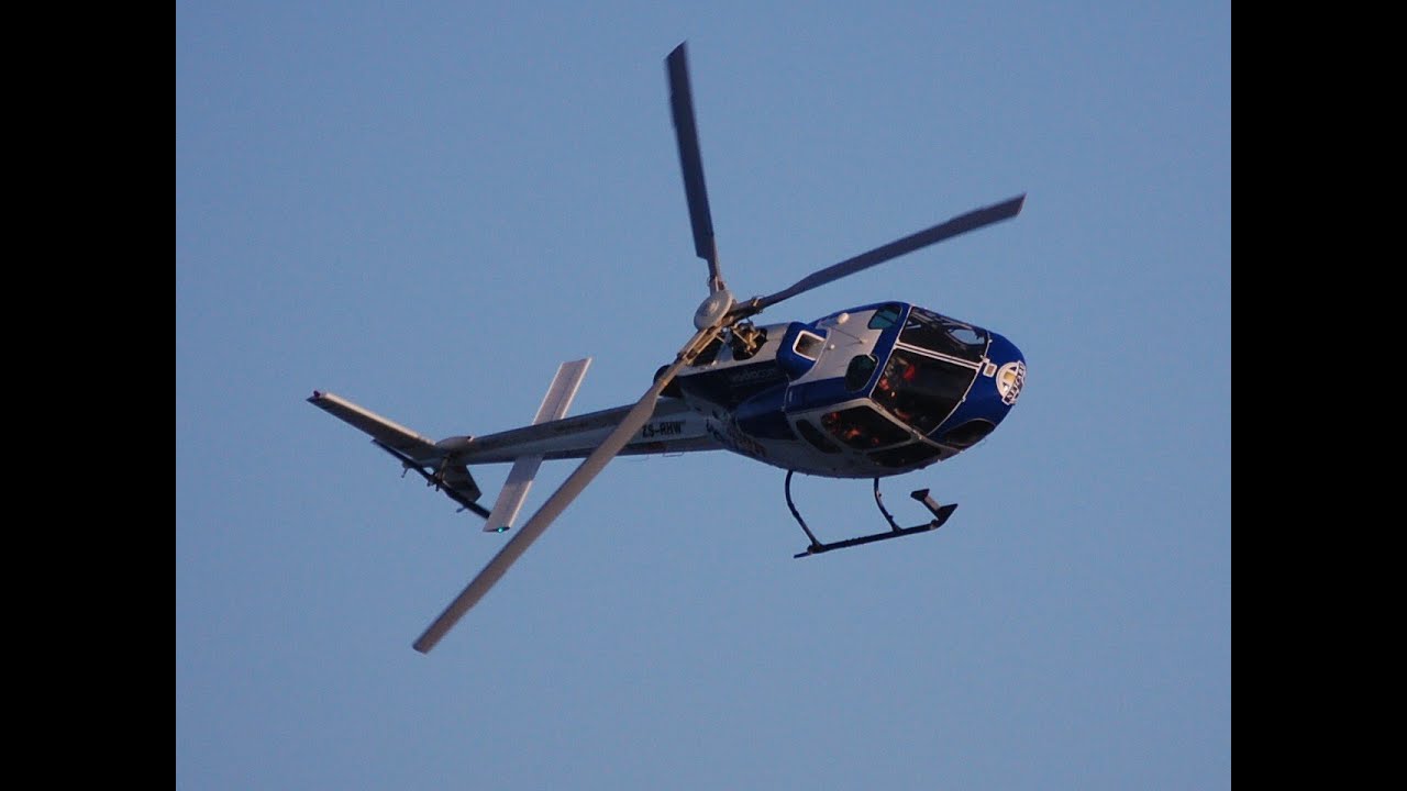 Eurocopter AS350 Écureuil (Squirrel) Landing