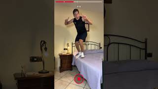 TUTORIAL Fake jumps #TREND 👀result?😂 #trend#magic #tutorial #backstage #creative#shorts