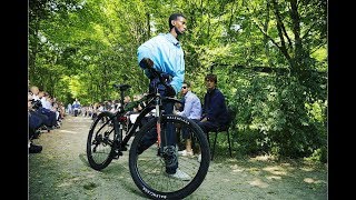 Baleciaga [HD] | Menswear | Spring/Summer 2018 | Paris Fashion Week