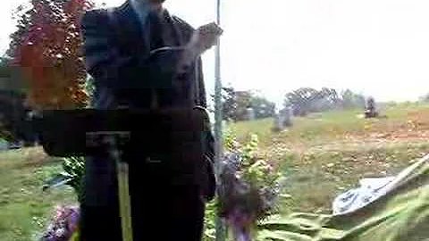 Lillian Bullock's graveside service 8
