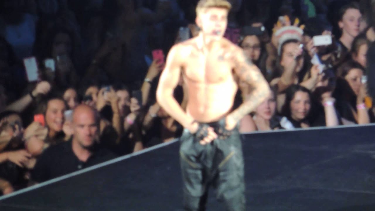Justin Bieber 'As long as you love me' Melbourne '13
