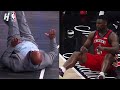 Chuck Demonstrates How to Fall after Zion Hurt His Wrist 😂 Inside the NBA