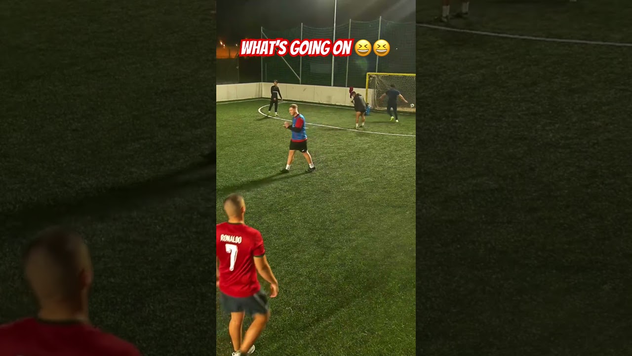 What’s going on 😅😅😅