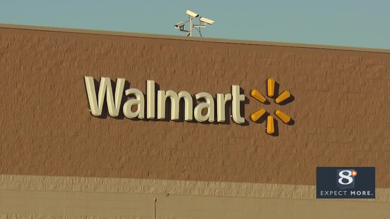 Walmart increases grocery discounts