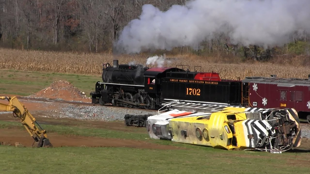 Great Smoky Mountains Railroad, 2-8-0 # 1702, Tuckasegee River run, Nov  2022