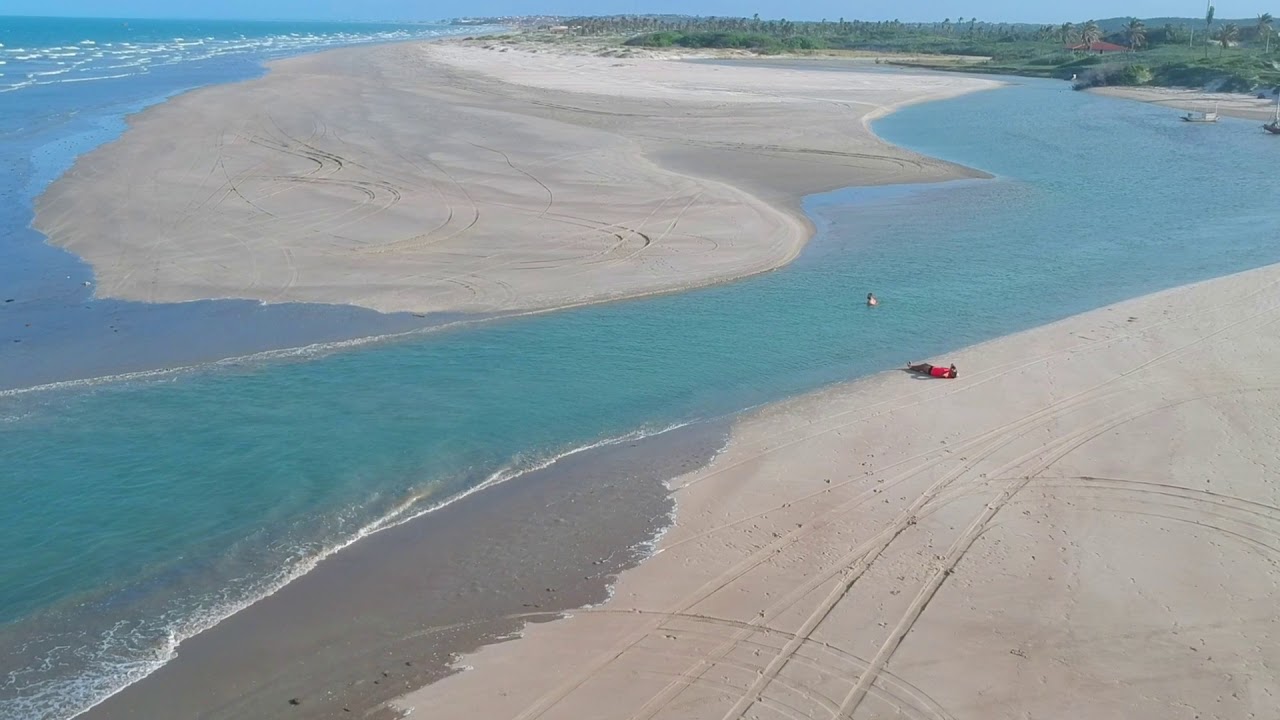 Encontro do Rio arrombado com o mar