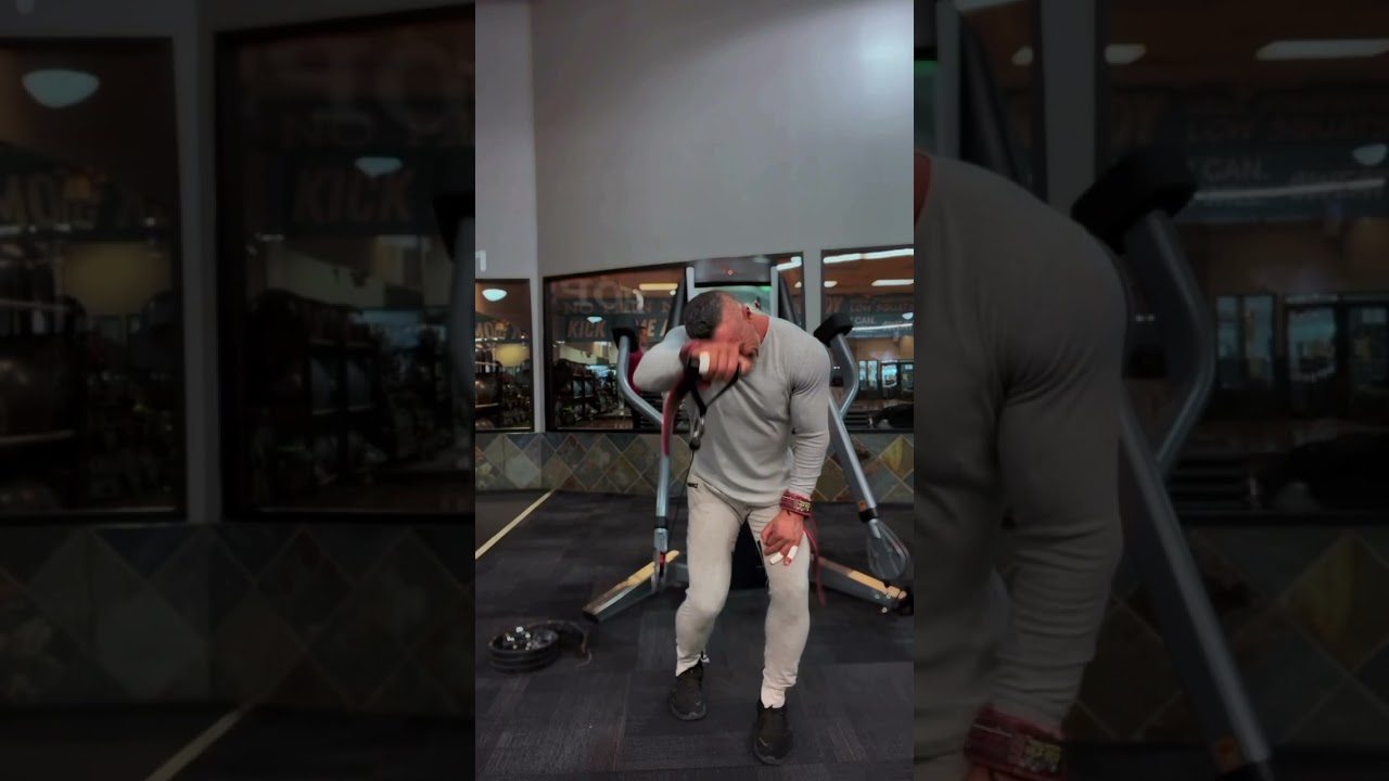 How to grow the front of your shoulder #fit #motivationfitness
