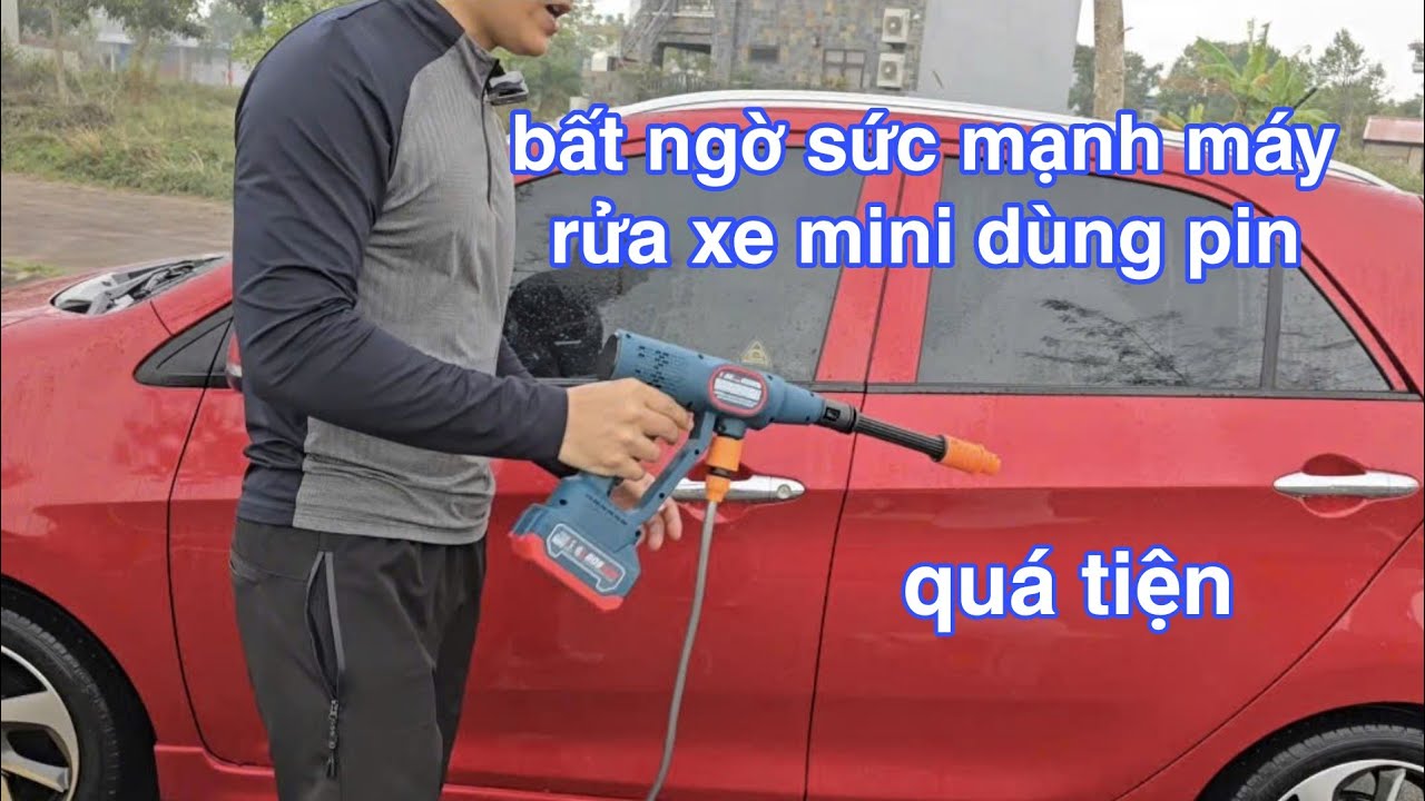 Máy rửa xe mini - bất ngờ sức mạnh máy rửa xe dùng pin quá tiện dụng