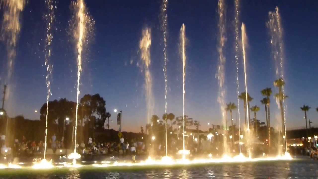 Gateway Plaza Fanfare Fountain show YouTube
