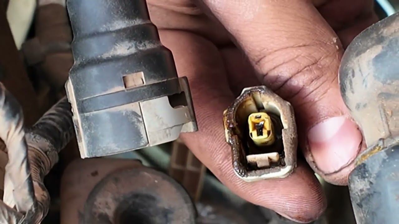 “Reemplazo del Sensor de Presión de Aceite en una Ford F-150 2014 (Motor 3.5L) | Guía Paso a Paso”.