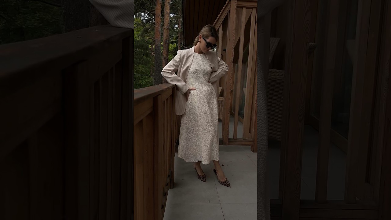 Необычная ткань с креш-эффектом. Выкройка платья из новой коллекции 