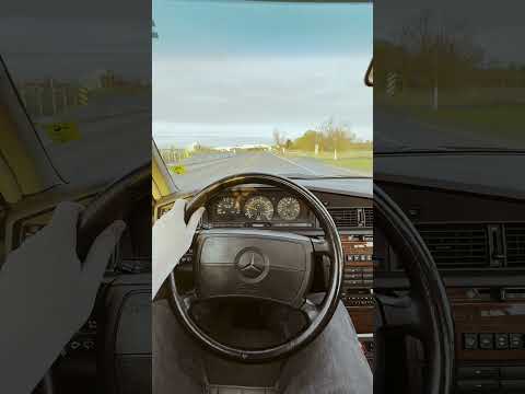 Sunday Cruising Mercedes 190e