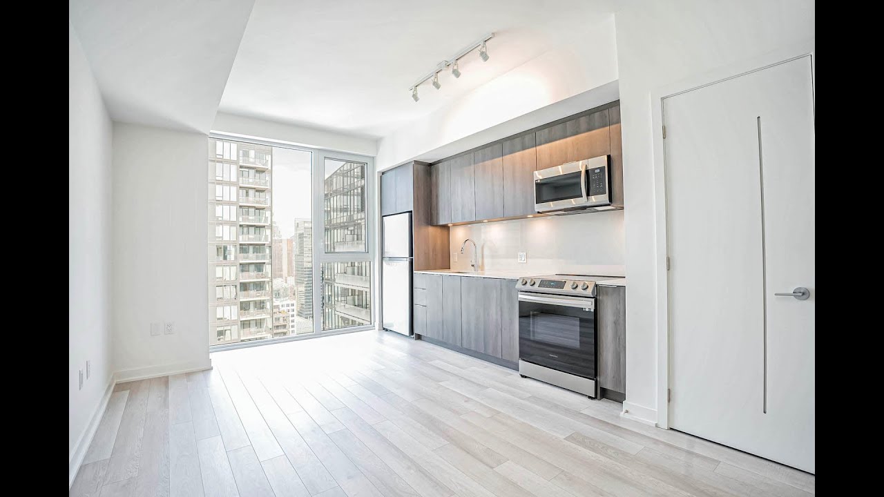 357 King St W #4105, Toronto, ON M5V 0S7 - YouTube