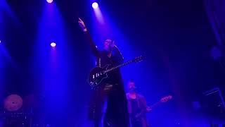 MARIANAS TRENCH - LIGHTNING AND THUNDER (LIVE) [FROM THE VAULT]