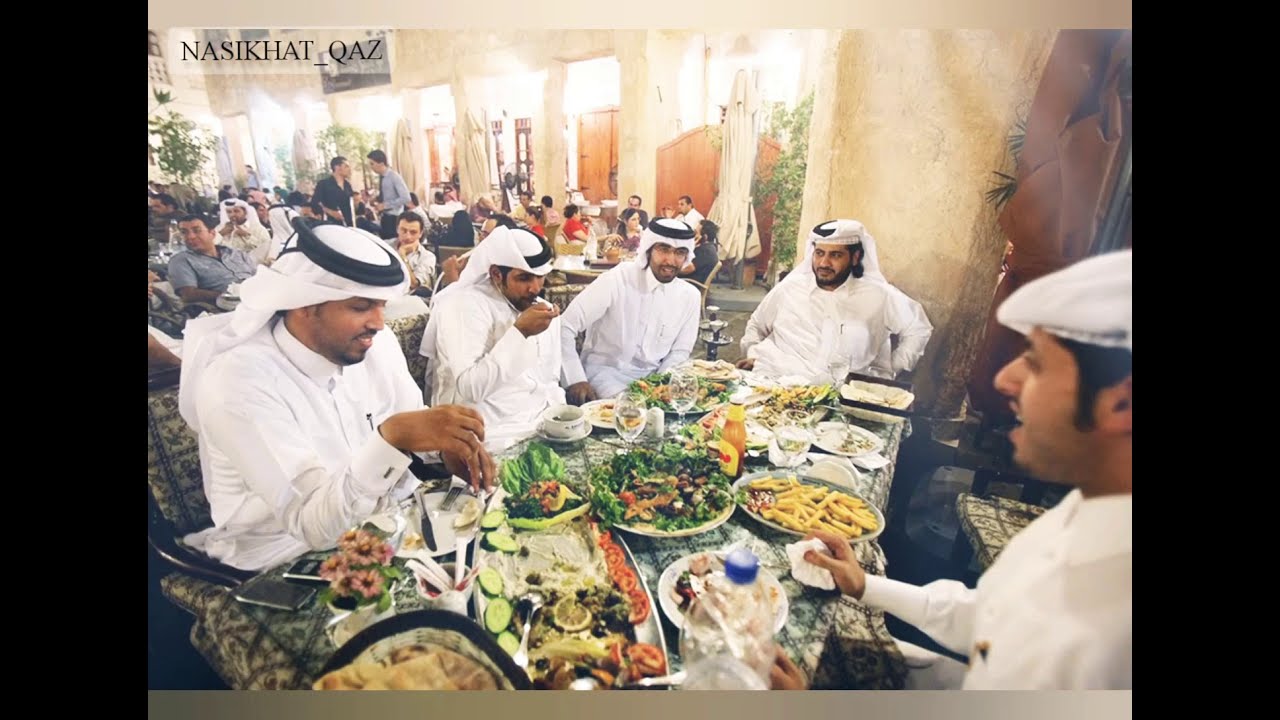 Где есть мусульмане. Арабское застолье. Арабское гостеприимство. Мусульманская кухня. Арабы за столом.