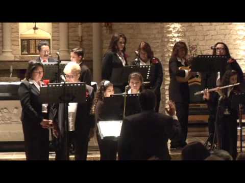 St. Bonaventure Coro Hispano- Potpurri Gaitero de Navidad.mp4