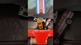 Hot Wheels Bed Jump #hotwheels #hotwheelstrack #hotwheelsstunts #diecast #diecastracing