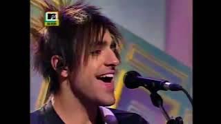 Download lagu Boys Like Girls - MTV Acesso: Interview & Performance [10/29/2010] Partial TV Set