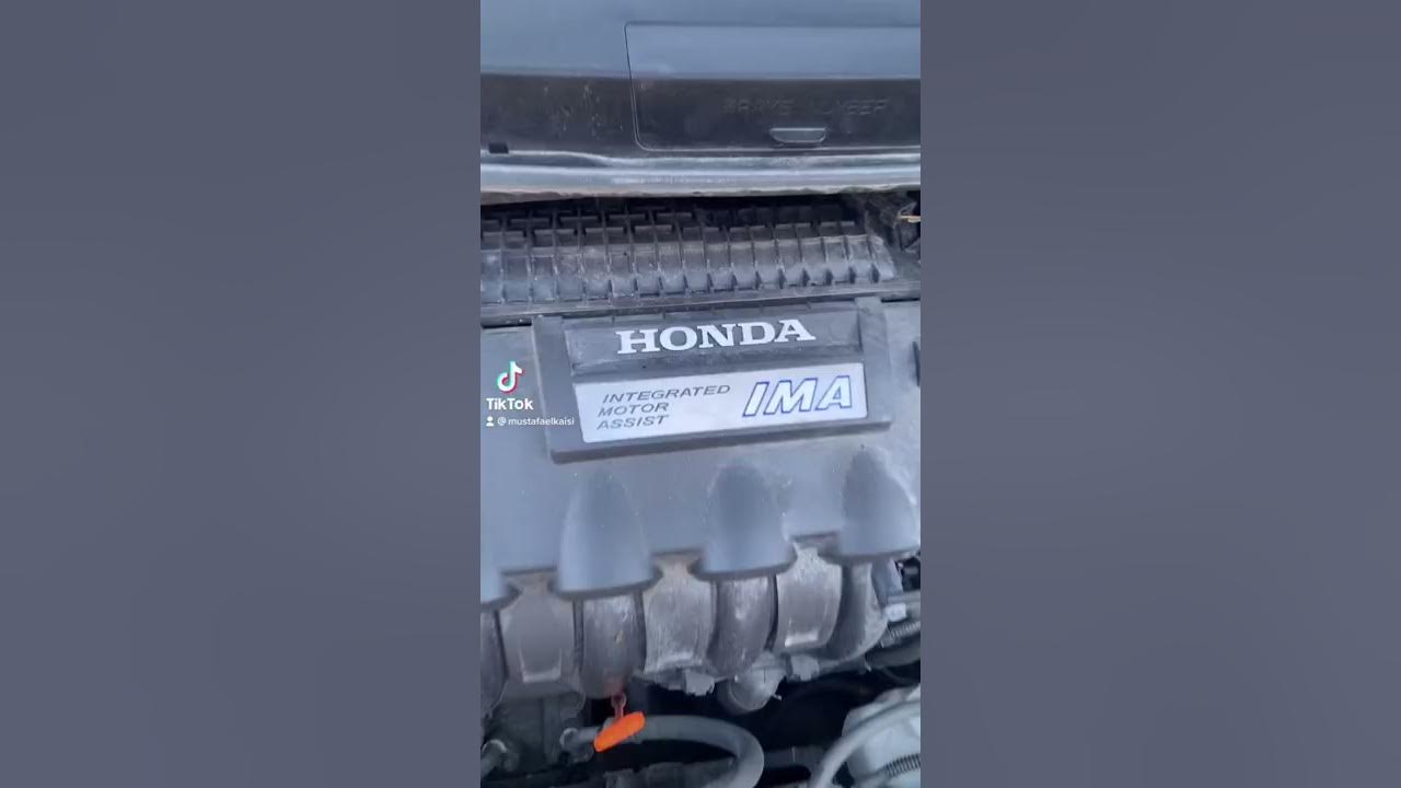 Honda insight spark plug changing/ Tändstift byte. LIKE and SUBSCRIBE