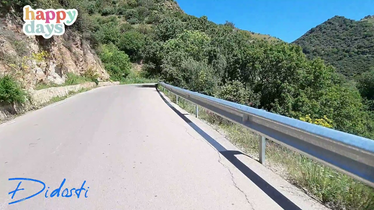 عين النسور :  الطريق الخلاب الوعر الرابط بين مليانة وشرشال .