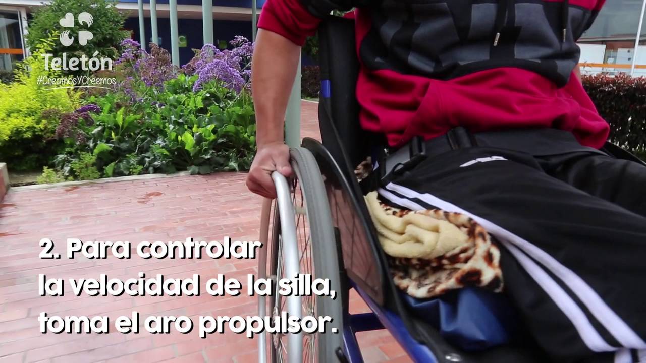 ¿Cómo subir y bajar una rampa si estás en silla de ruedas? - YouTube