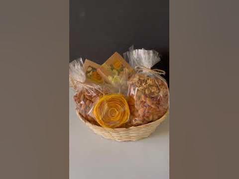 Корзина с сухофруктами и орехами - YouTube
