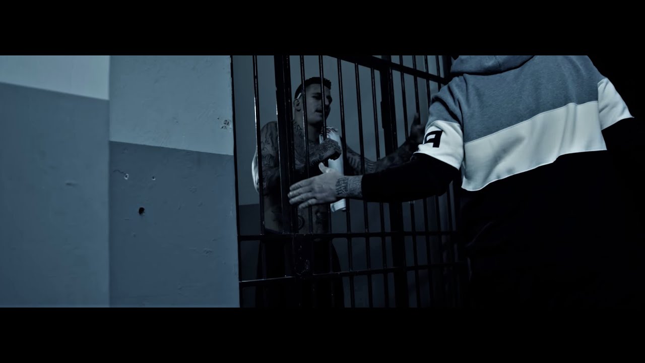 1986zig feat. GZUZ - FLUCHT - YouTube