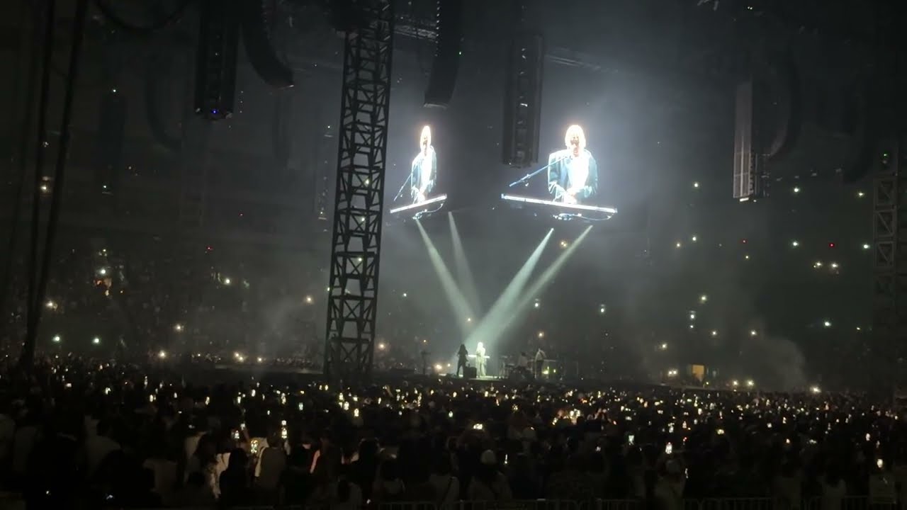 Fujii Kaze / Shinunoga E-Wa （Billie Eilish: HIT ME HARD AND SOFT : THE TOUR Opening Act ) Aug 17th