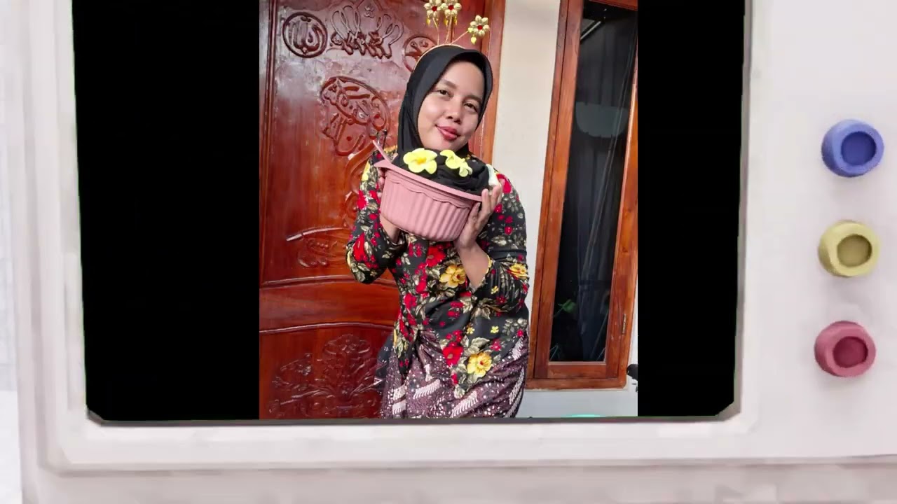 Arisan pelita | Mba zeti ( Kebaya )