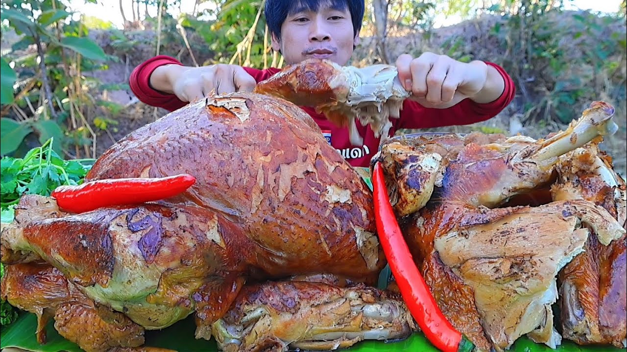 ก๋วยเตี๋ยวไก่ย่างน้ำจิ้มรสเด็ดแซ่บคักอีหลีครับพี่น้อง ASMR MUKBANG EATING SHOW#โก้อีสานพาแดก 